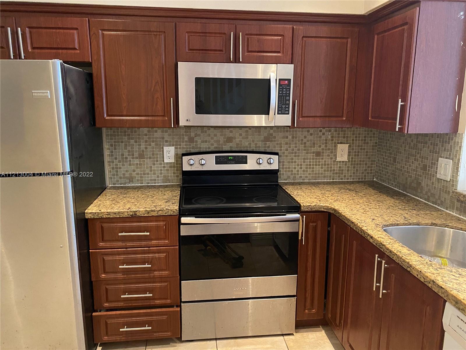SIERRA RIDGE CONDO J-53 - Residential