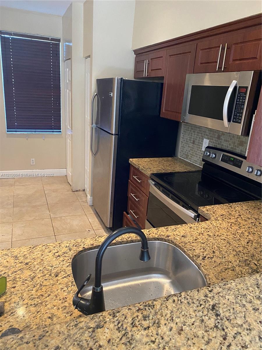 SIERRA RIDGE CONDO J-53 - Residential