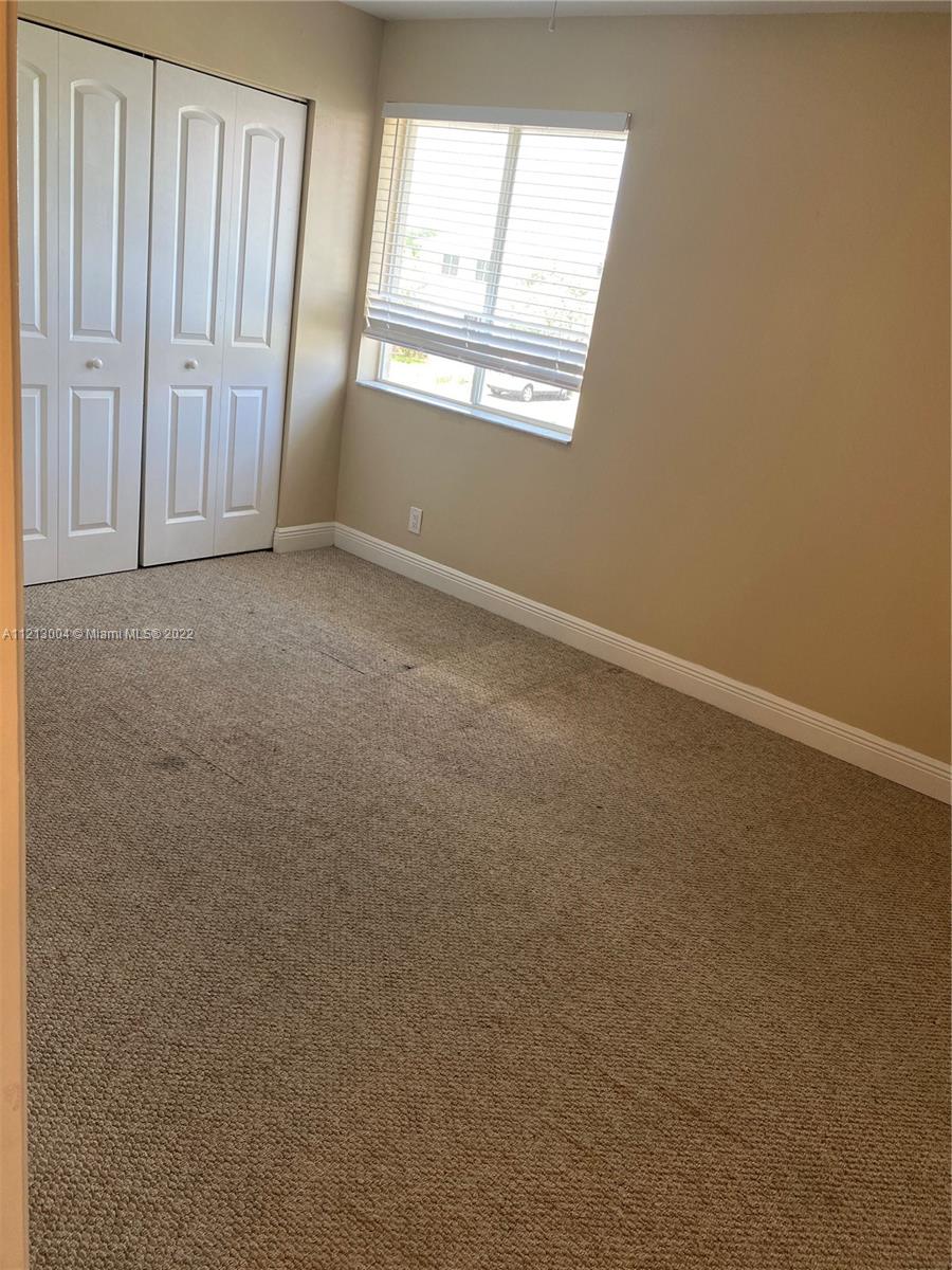 SIERRA RIDGE CONDO J-53 - Residential