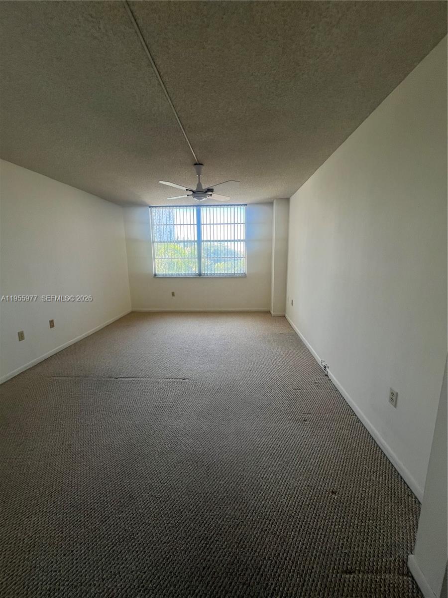 ADMIRALS PORT CONDO WEST - Residential