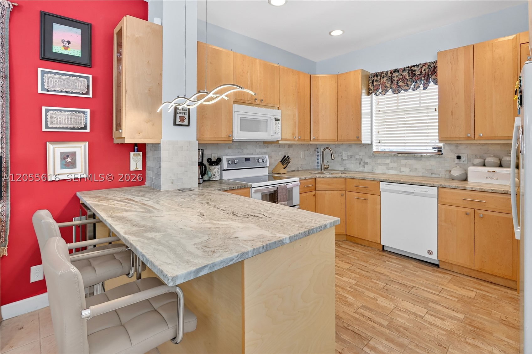 DIXIE PARK - Residential