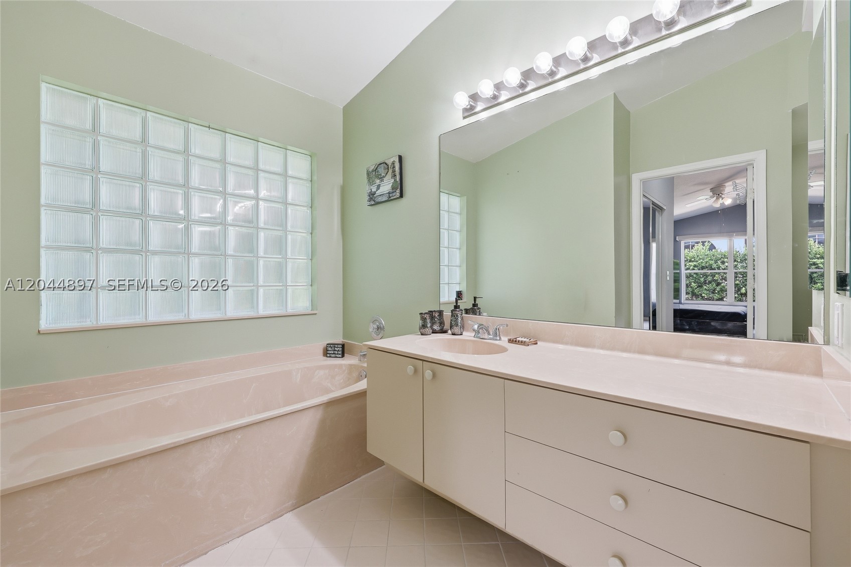 PIPERS GLEN A-3 - Residential