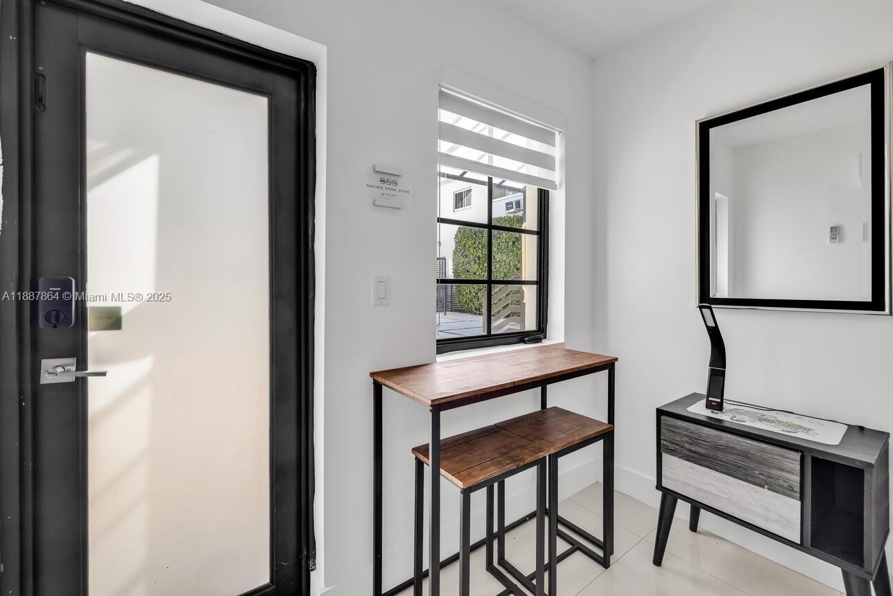 ALTOS DEL MAR NO 3 - Residential Lease