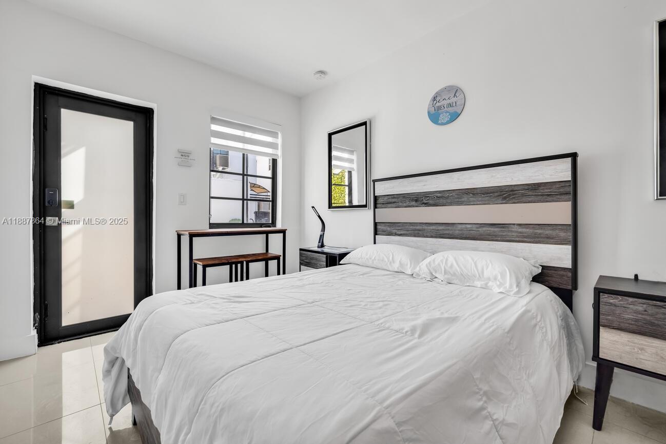ALTOS DEL MAR NO 3 - Residential Lease
