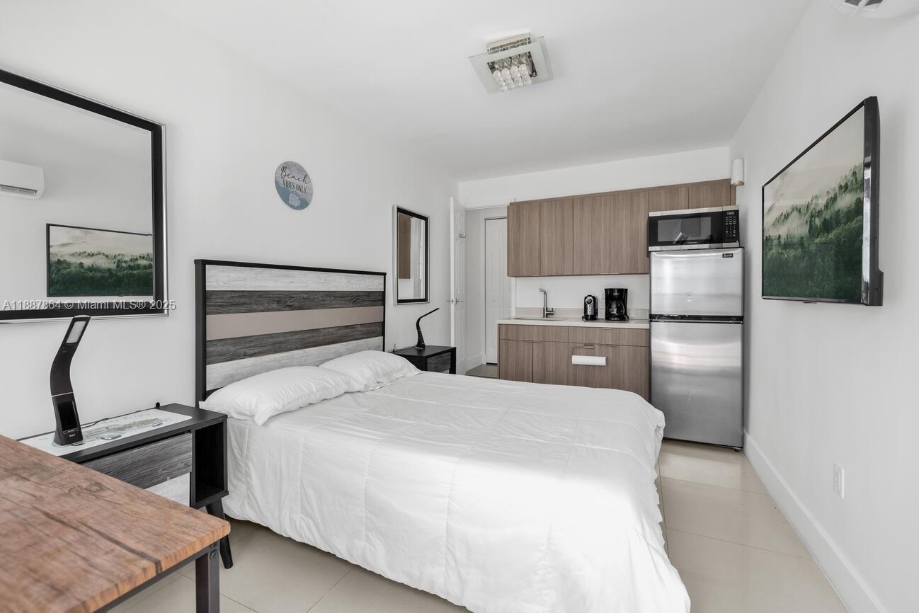ALTOS DEL MAR NO 3 - Residential Lease