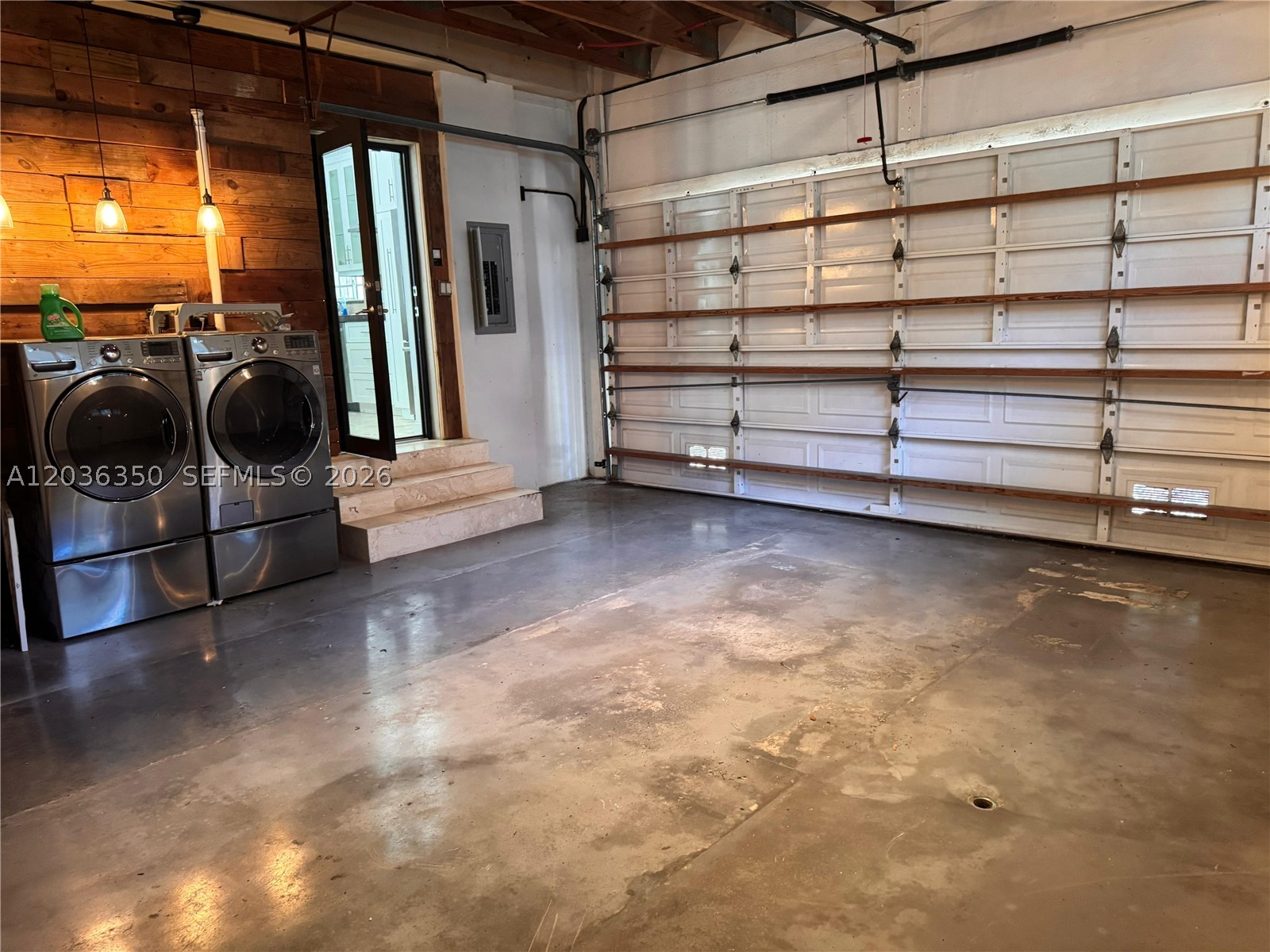 PALM MIAMI HEIGHTS REV - Residential Lease