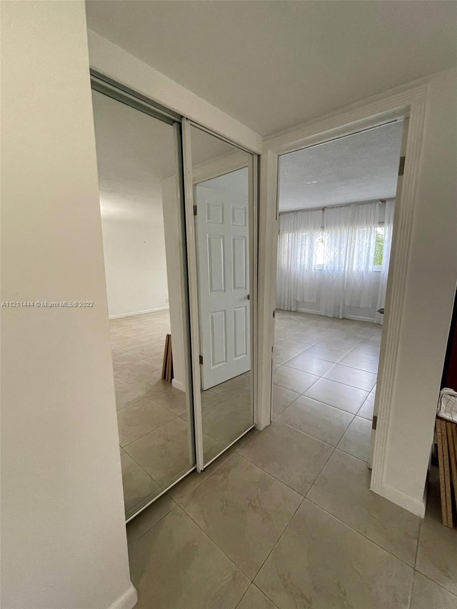FOUNTAINVIEW CONDO NO 3 - Residential Lease