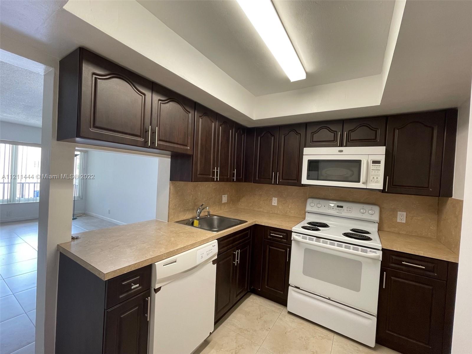 Very spacious and completely upgrade 1 bed/ 1bath, High impact windows, porcelain floor, very modern bathroom and clean open kitchen.
Live in desirable North Miami walking distance to shopping and public transportation, very boutique building and peaceful, laundry facilities on site.

*******OFFERS WILL ONLY BE ACCEPTED WITH *********
1- Credit report NO screen shot, CREDIT OVER 650
2- Proof of income last 2 months 
3- Copy of ID
4- Full price offers only