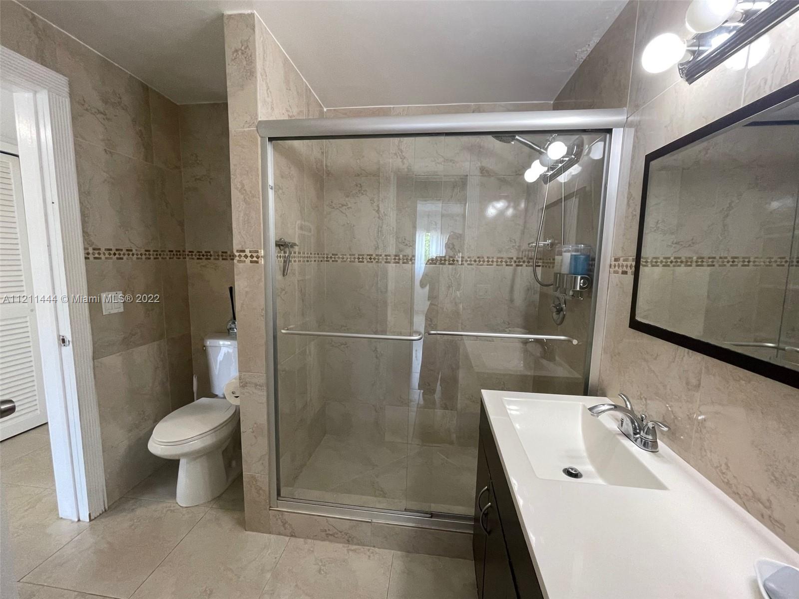 FOUNTAINVIEW CONDO NO 3 - Residential Lease
