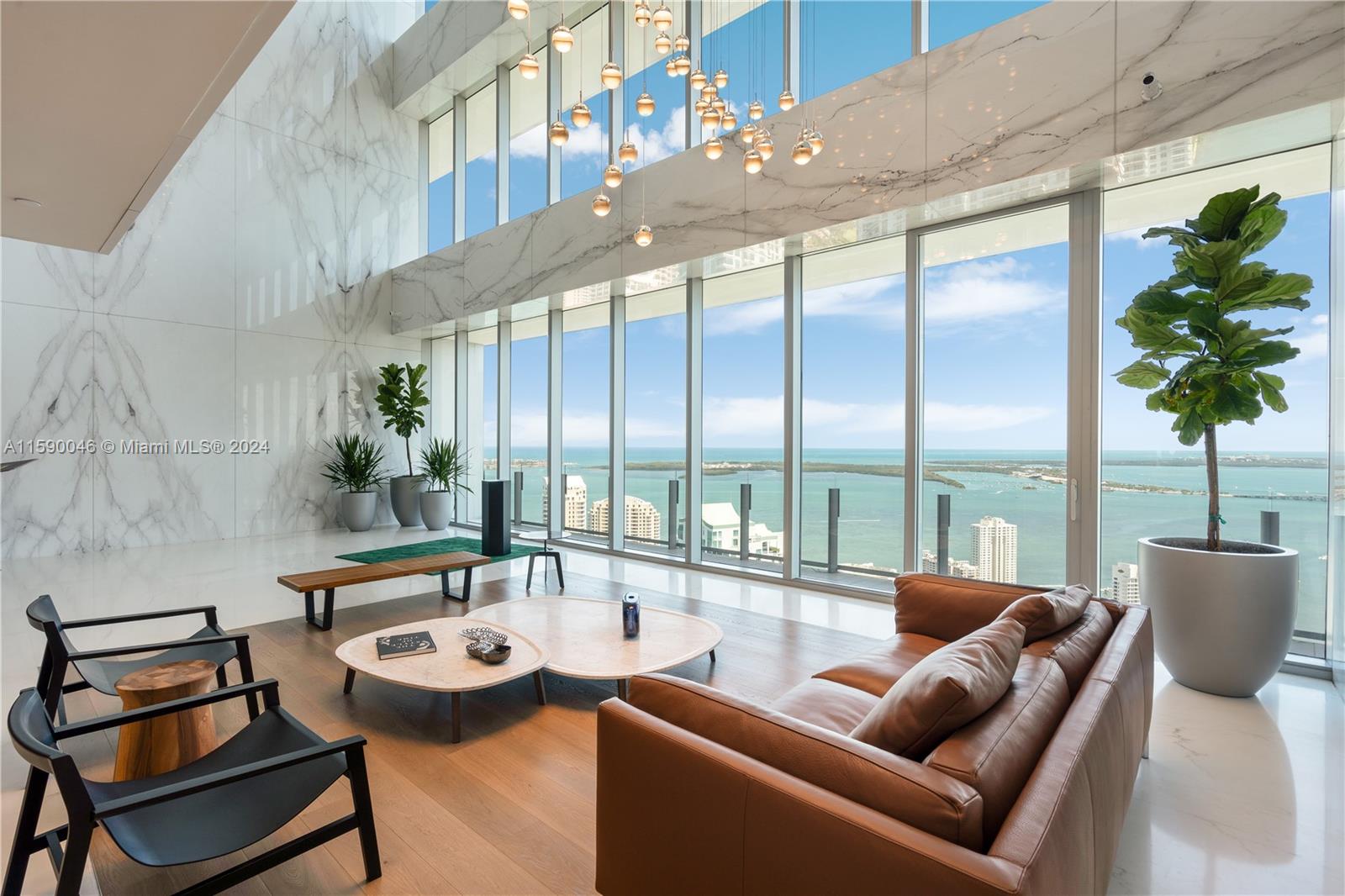 ASTON MARTIN RESIDENCES - Residential