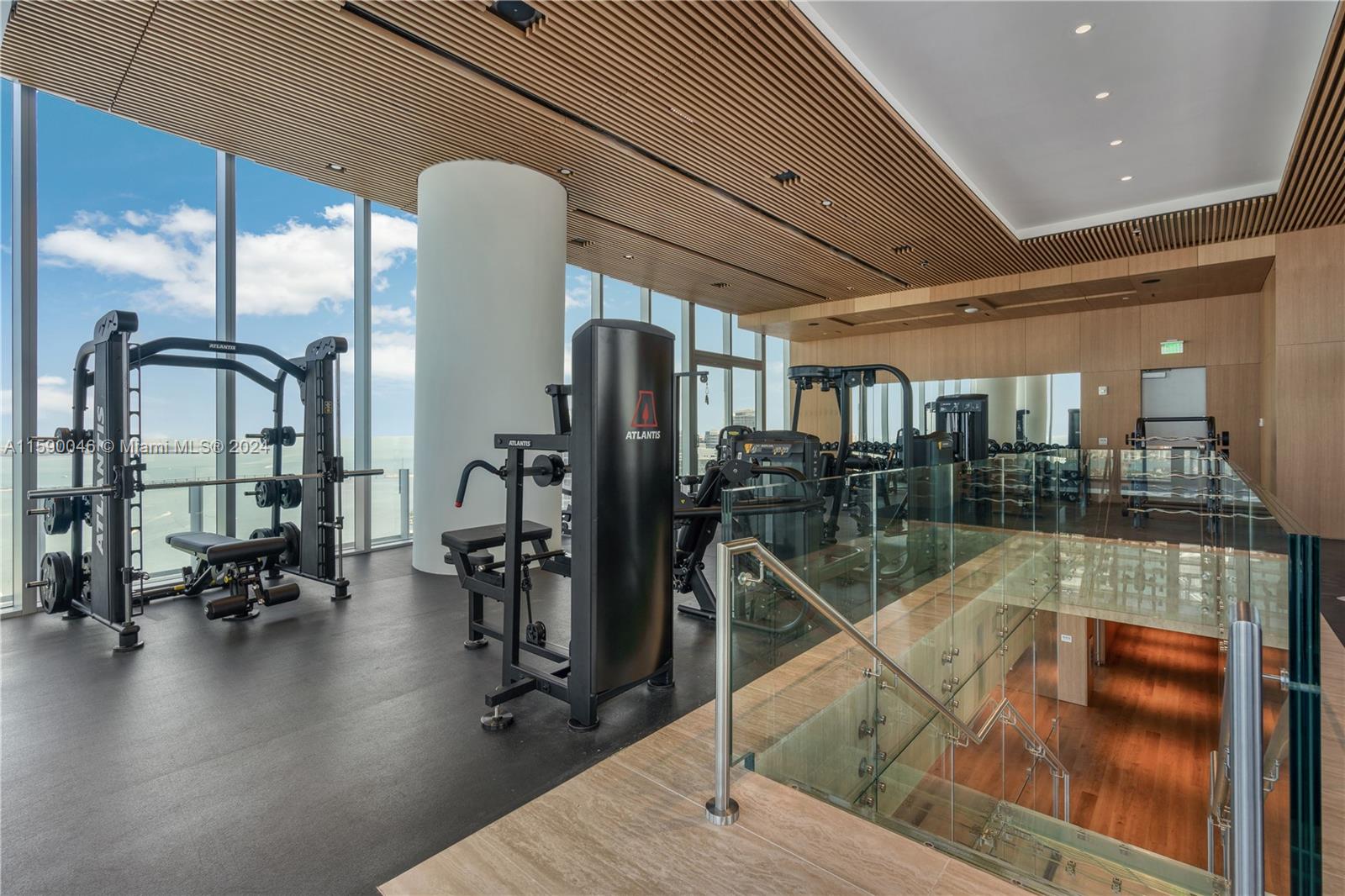 ASTON MARTIN RESIDENCES - Residential