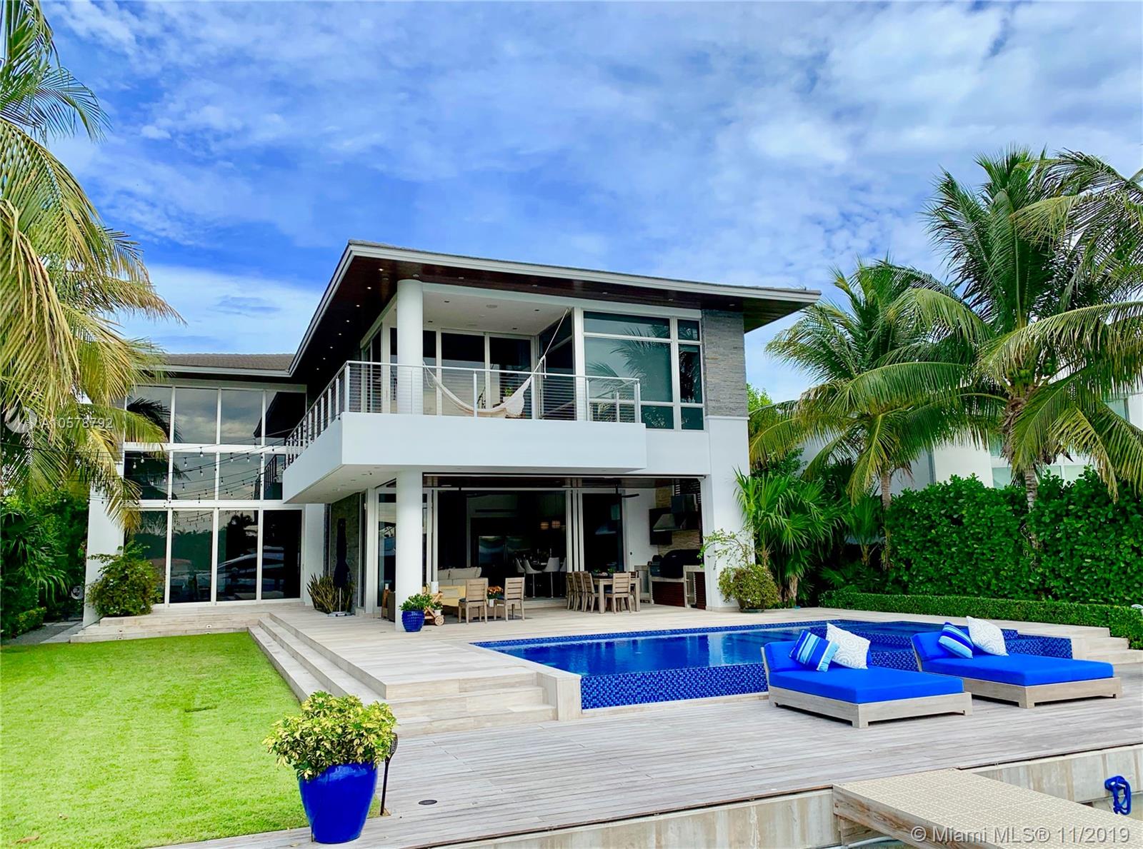 BISCAYNE POINT - Residential