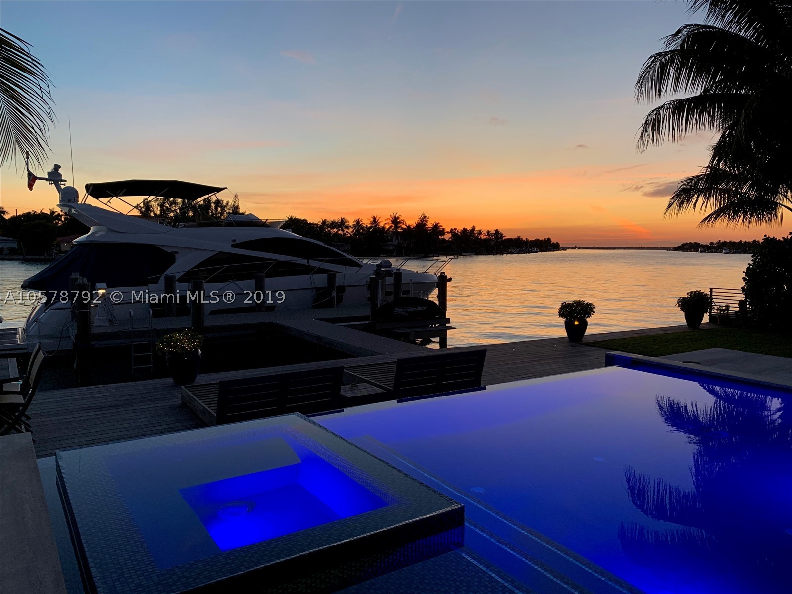 BISCAYNE POINT - Residential