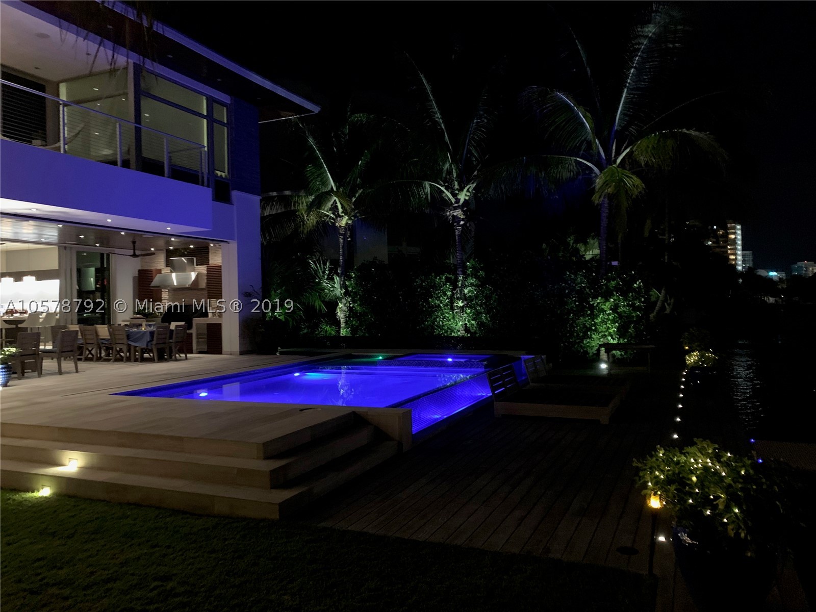 BISCAYNE POINT - Residential
