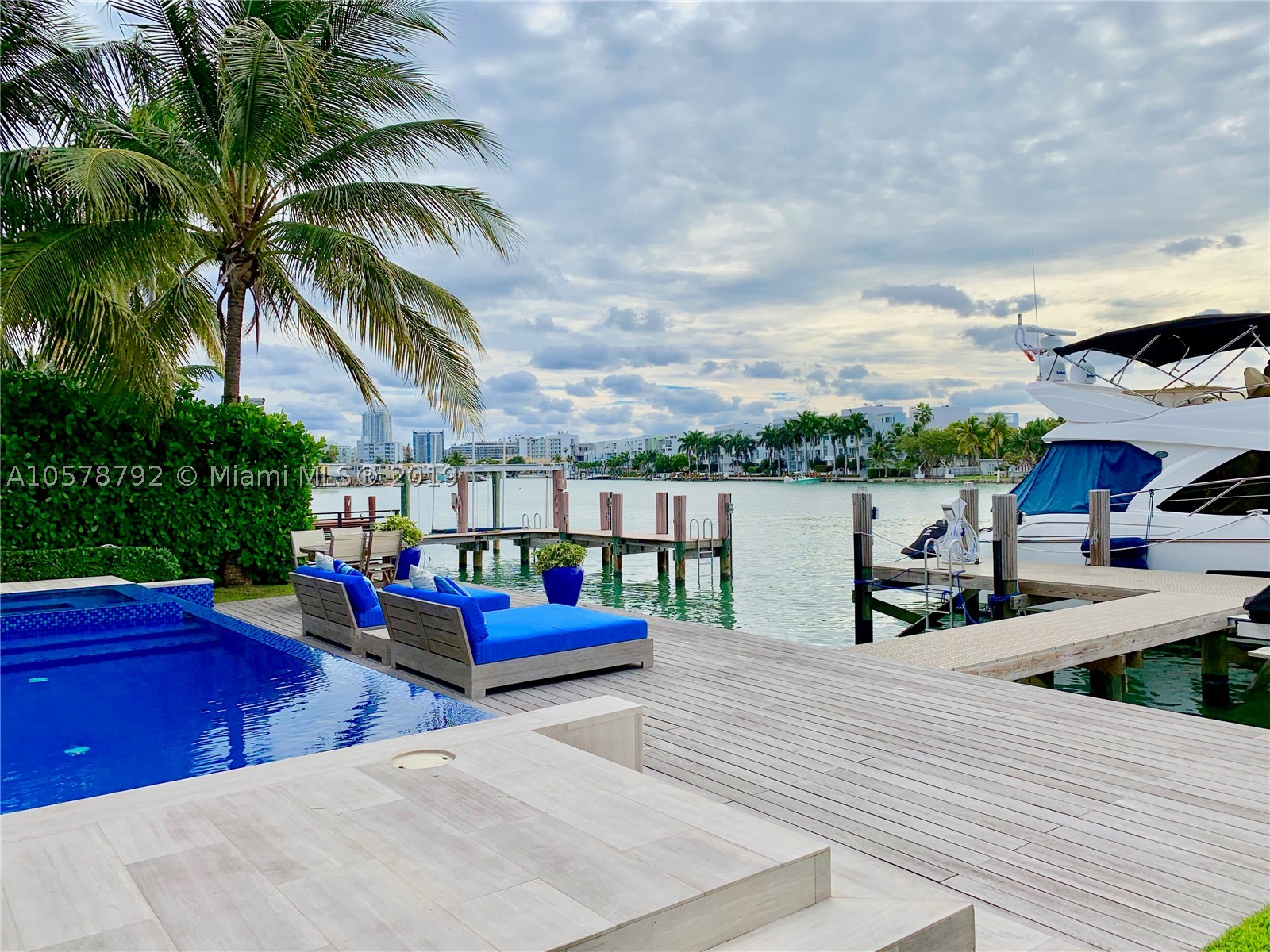 BISCAYNE POINT - Residential