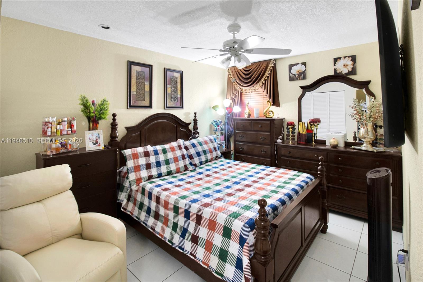 SUPERIOR HOMES SEC 1 - Residential