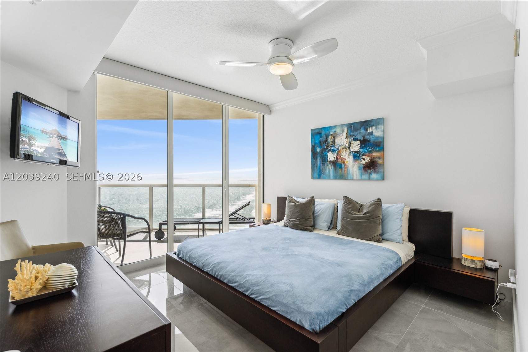 LA PERLA CONDO - Residential