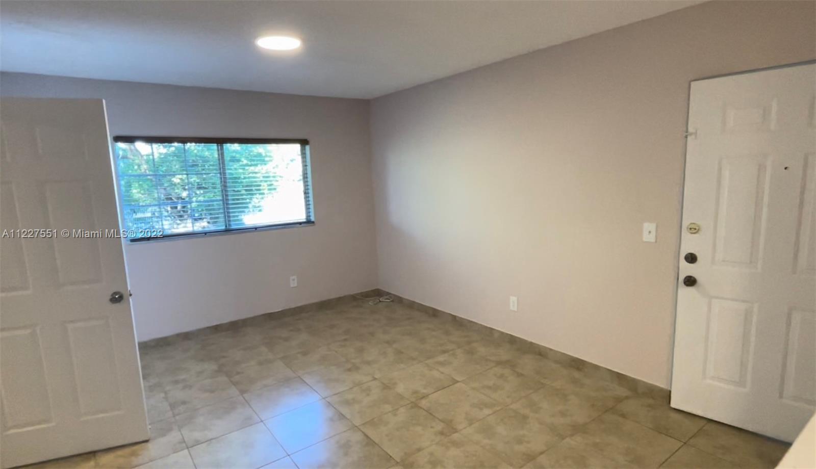 LAKEWOOD AT EMERALD HILLS - Residential Lease