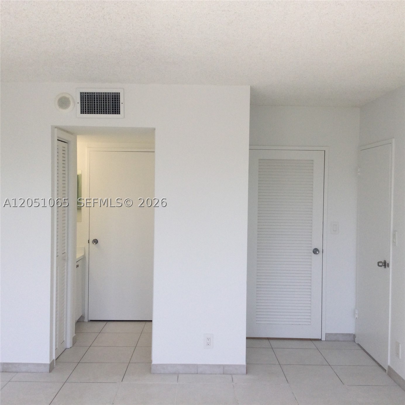 OLYMPUS CONDO - Residential Lease