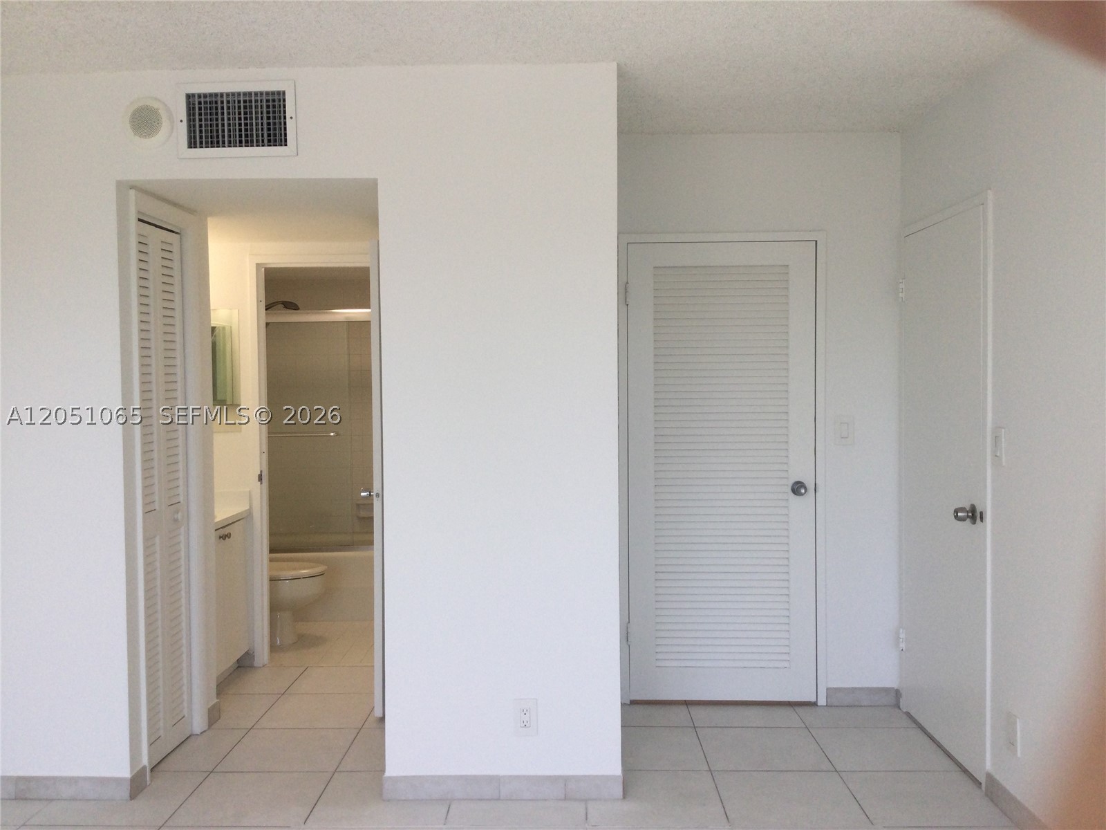 OLYMPUS CONDO - Residential Lease
