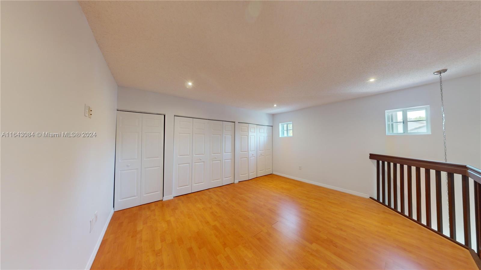 DORAL RESERVE - Residential Lease