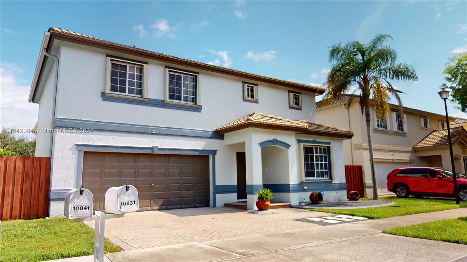 DORAL RESERVE - Residential Lease