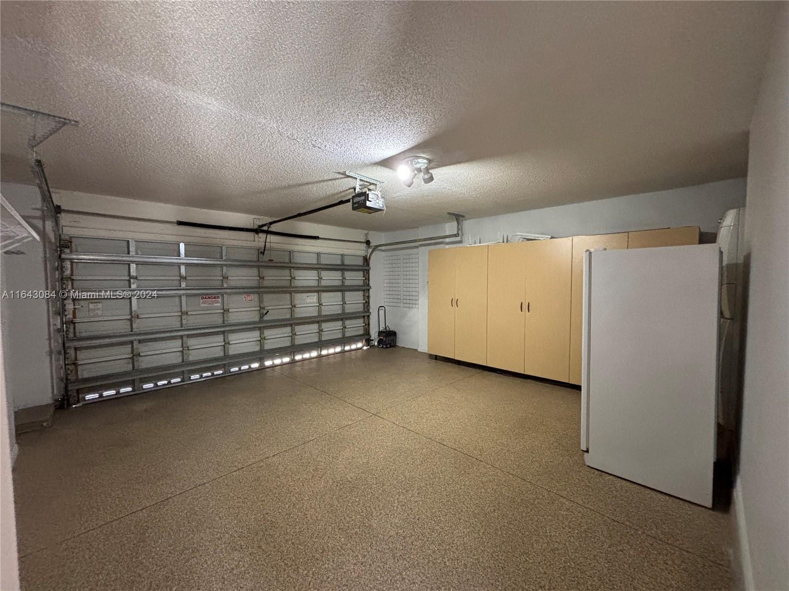 DORAL RESERVE - Residential Lease