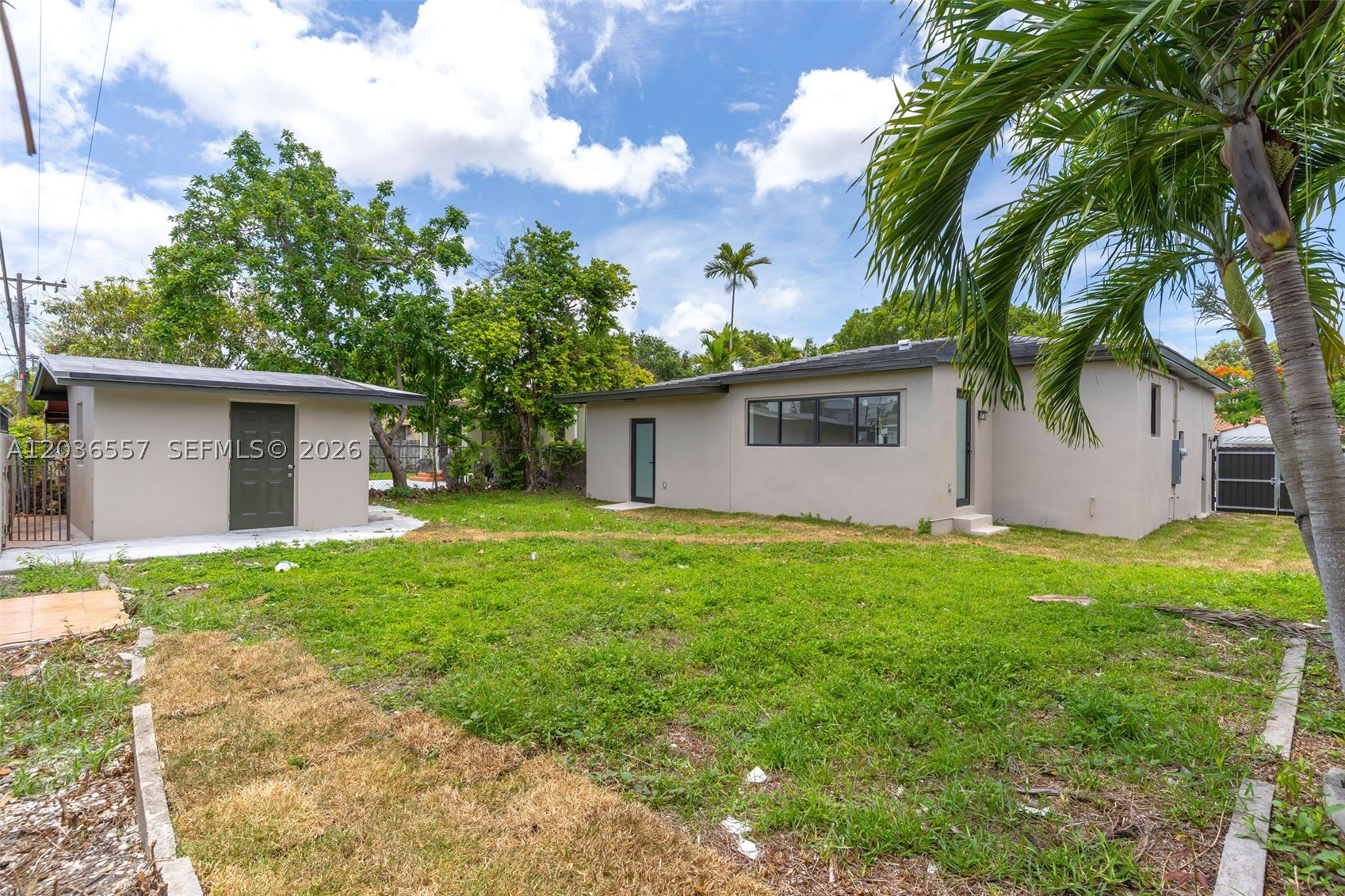 FLAGLER PARK ESTATE - Residential