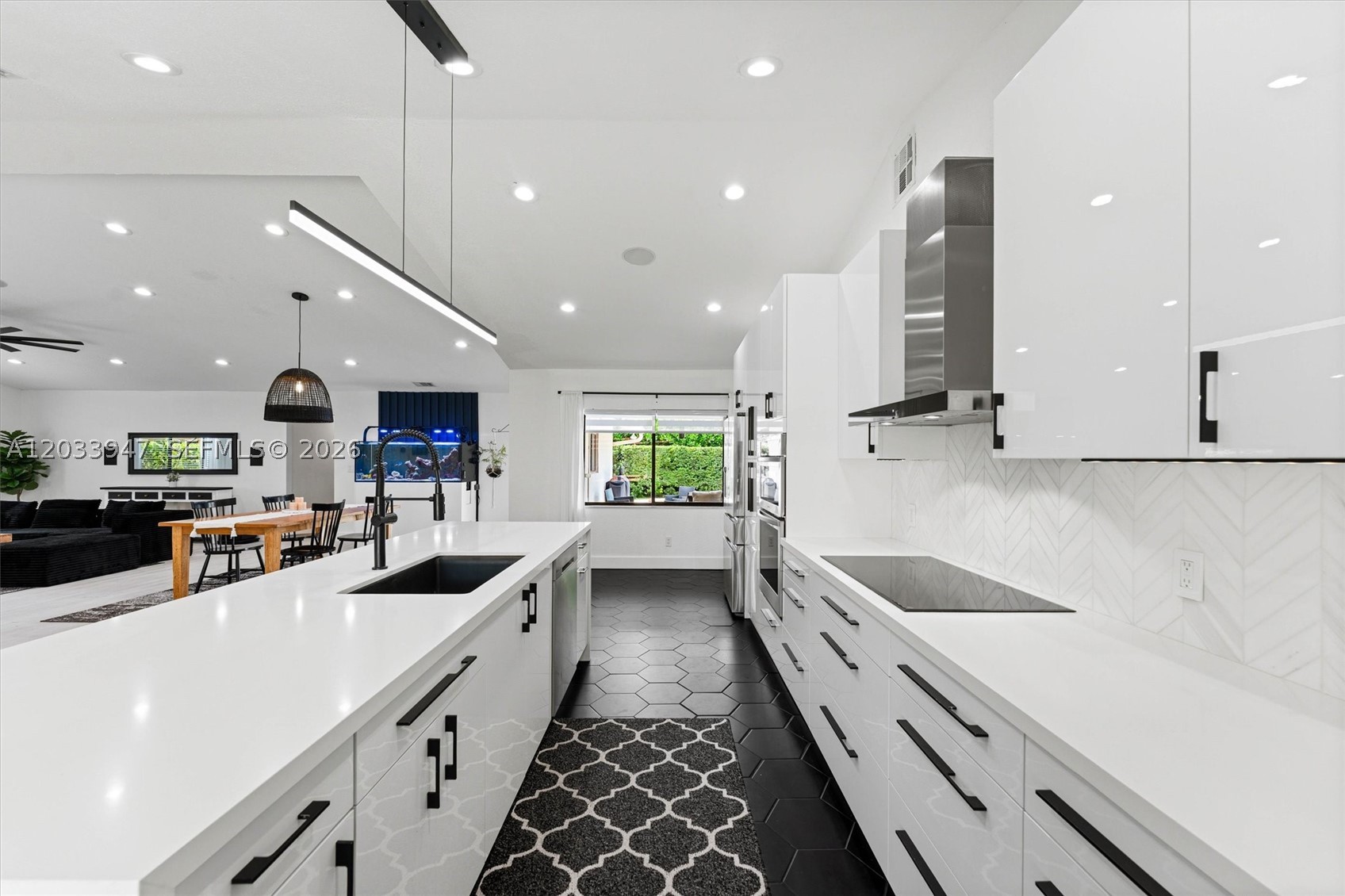 CYPRESS RUN - Residential