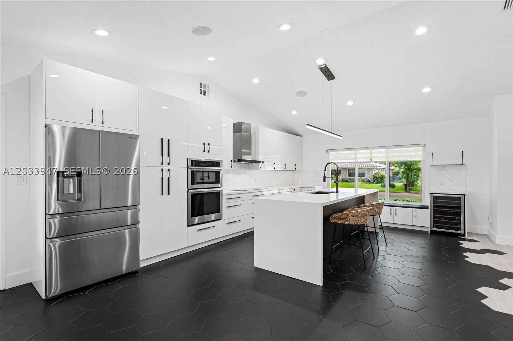CYPRESS RUN - Residential