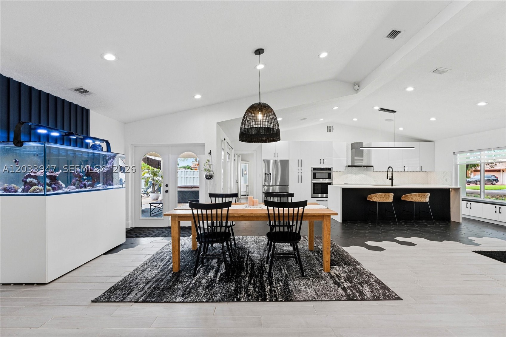 CYPRESS RUN - Residential