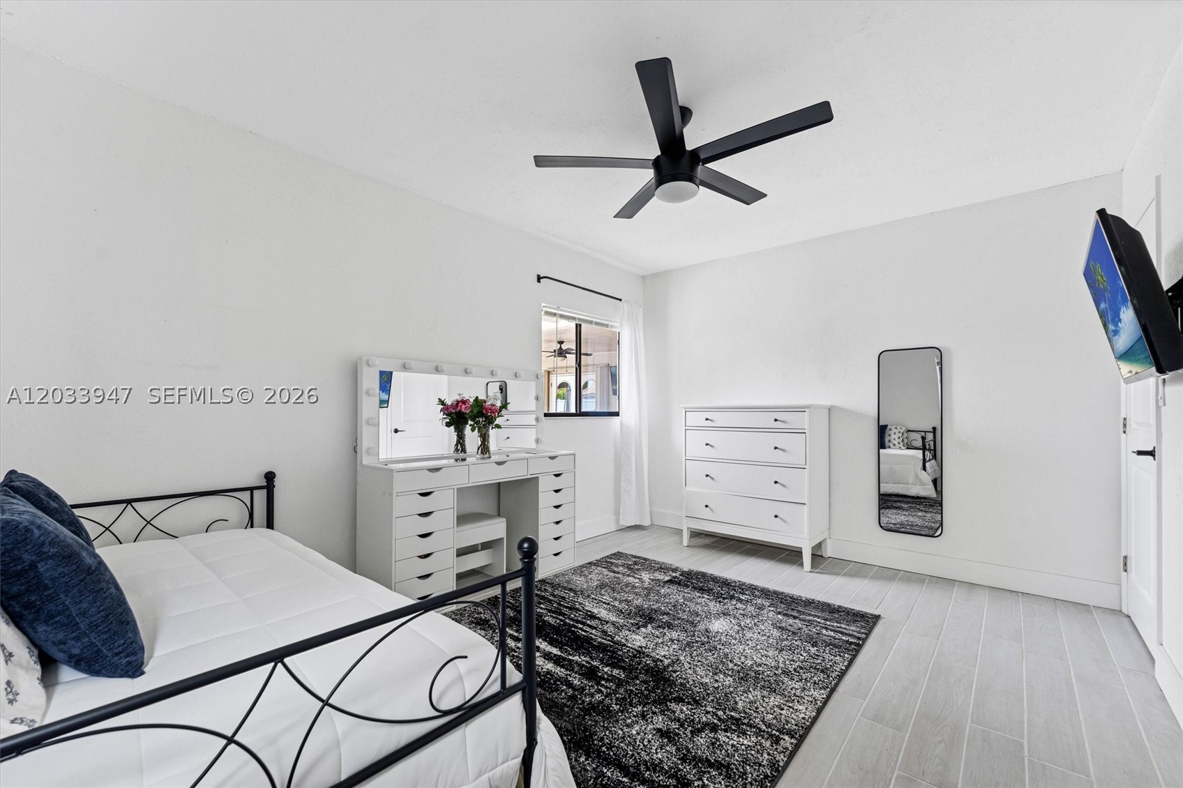 CYPRESS RUN - Residential