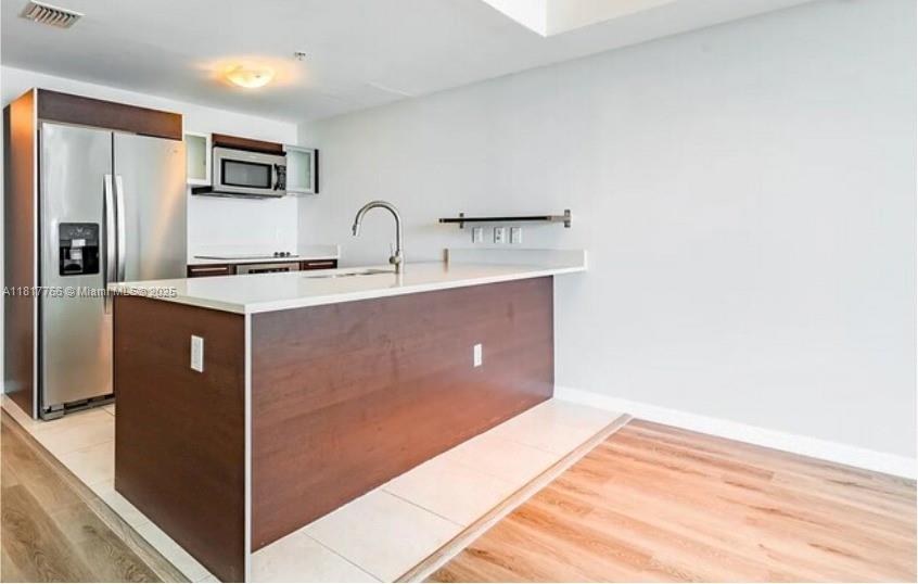 QUANTUM ON THE BAY CONDO - Residential