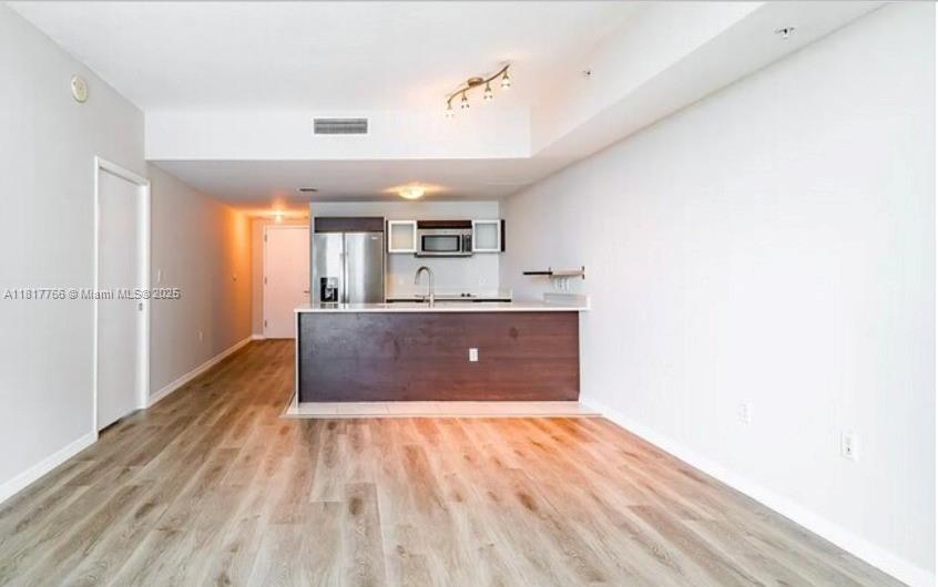 QUANTUM ON THE BAY CONDO - Residential