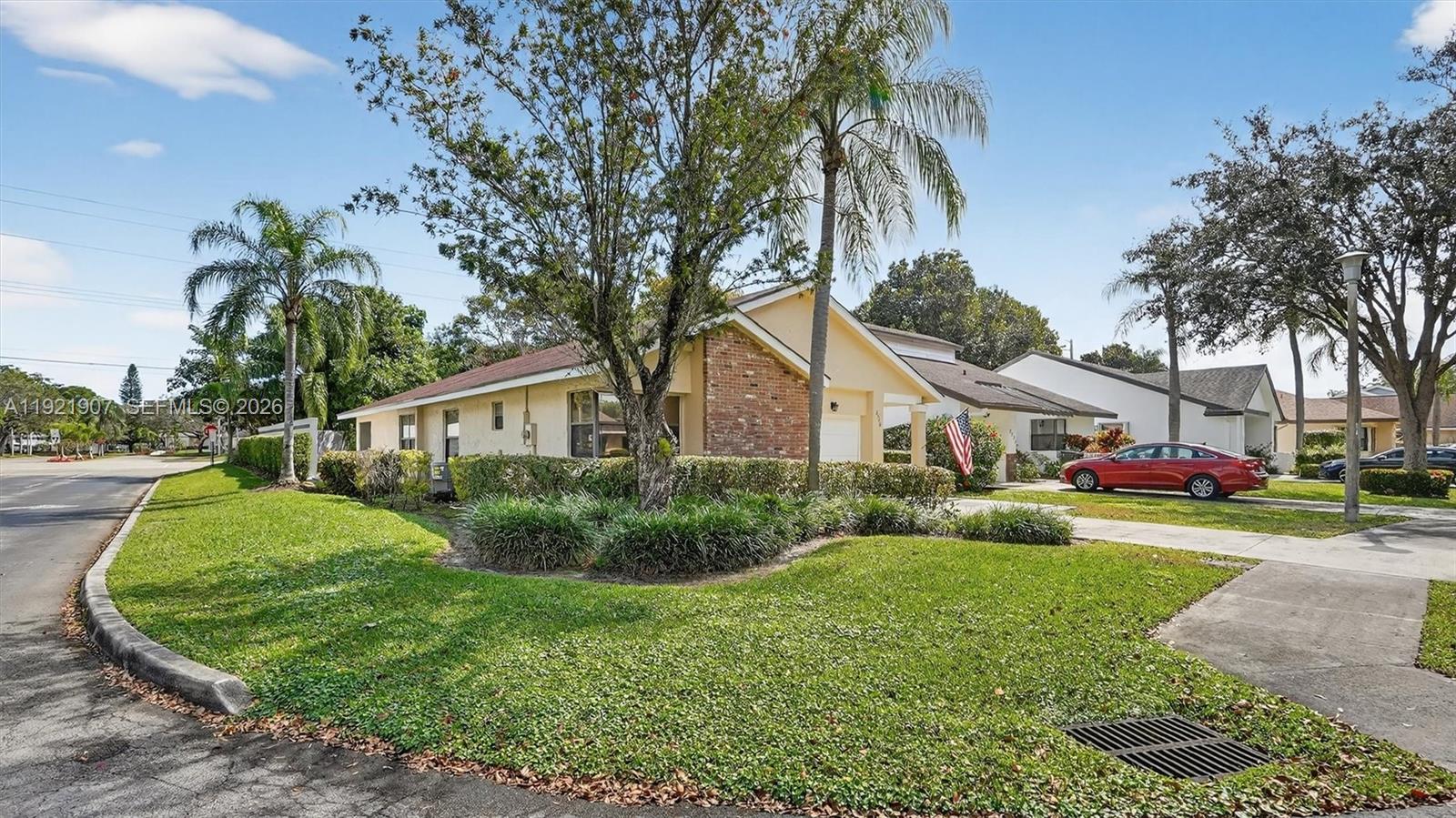 TARTAN COCONUT CREEK-PARC - Residential