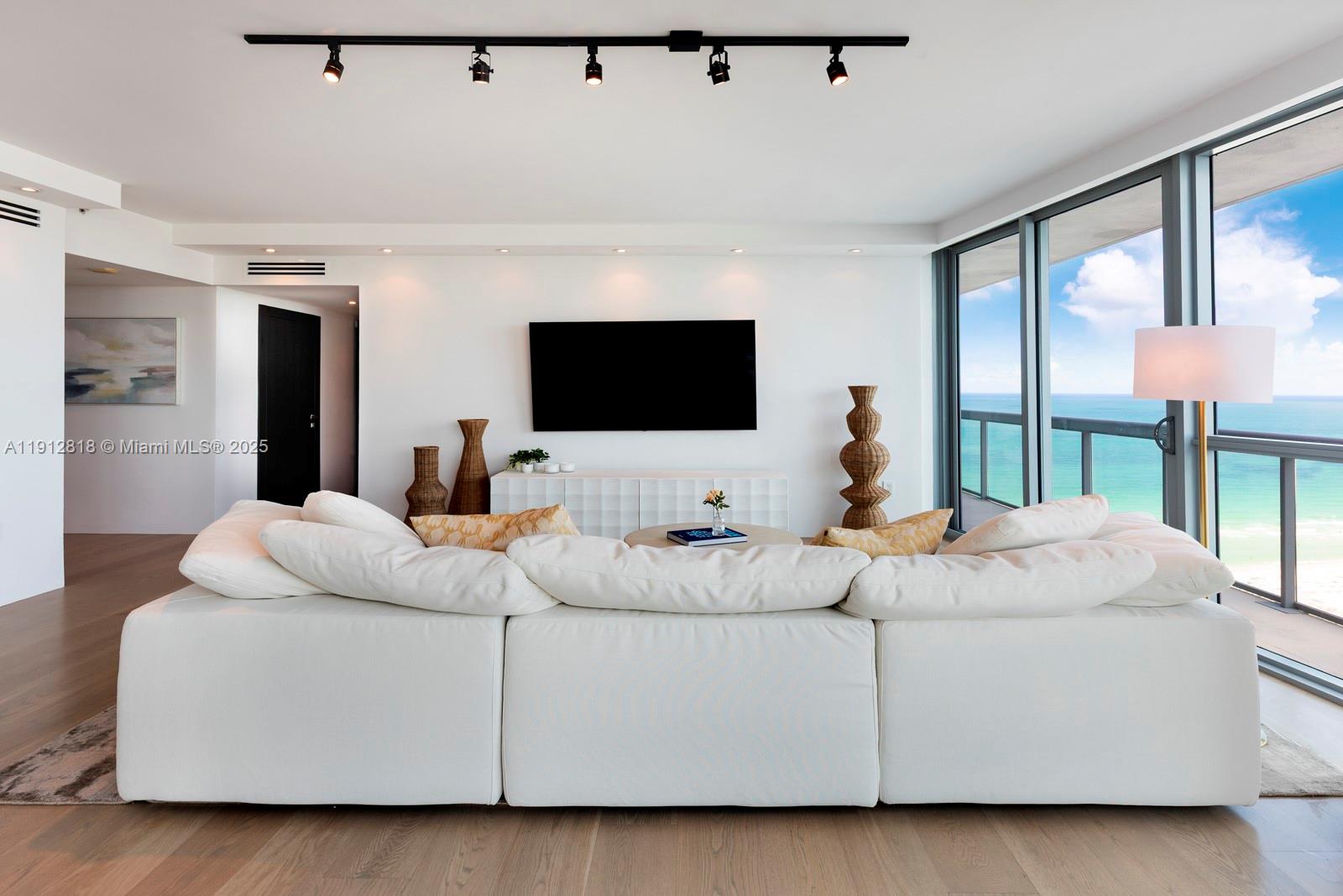 SETAI RESORT & RESIDENCES - Residential