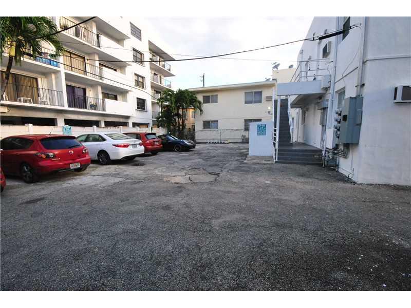 2 53 42 HAYNSWORTH BEACH - Residential Lease