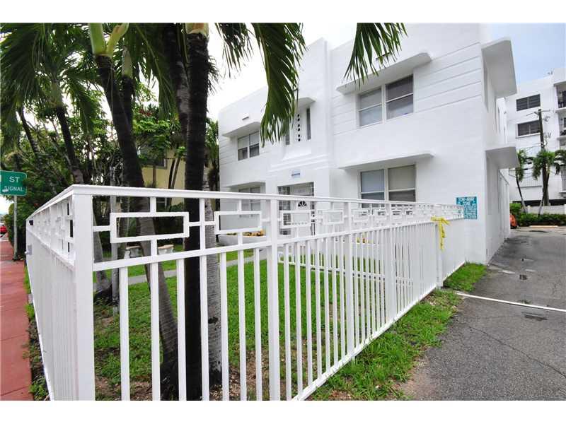 2 53 42 HAYNSWORTH BEACH - Residential Lease