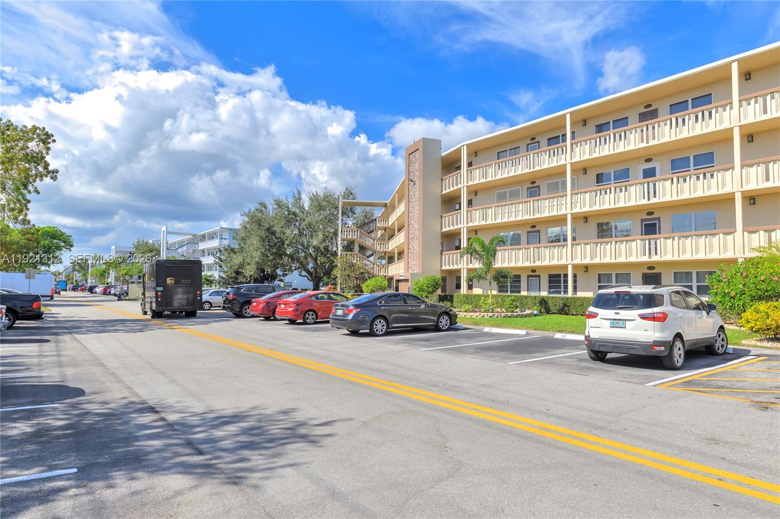 FARNHAM O CONDO - Residential