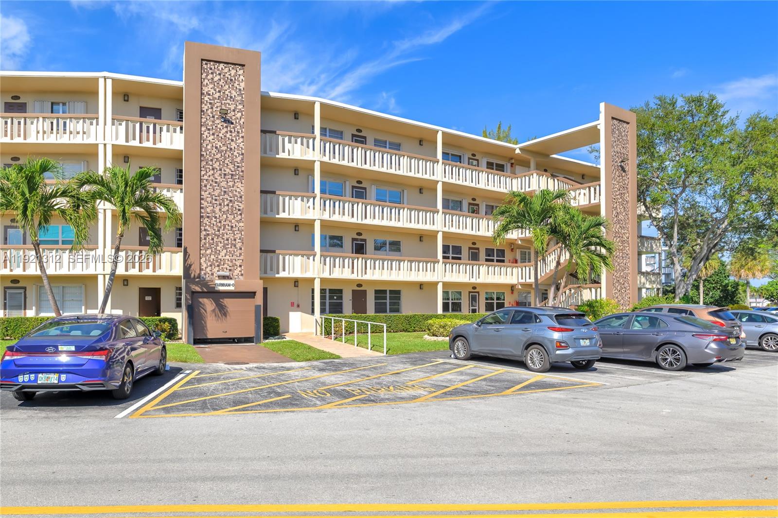 FARNHAM O CONDO - Residential
