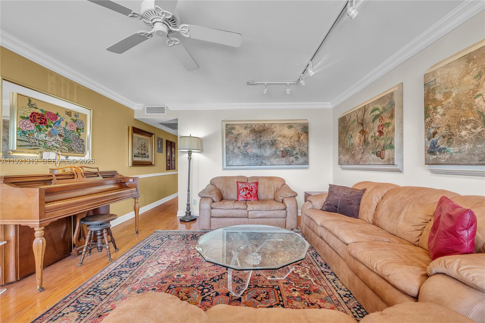 FARNHAM O CONDO - Residential