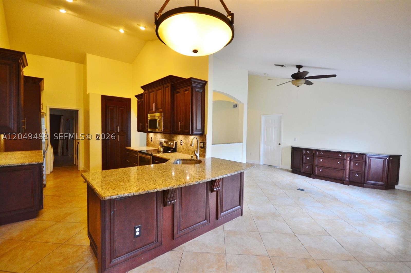 23-42-40~ S 243.6 FT OF N - Residential Lease