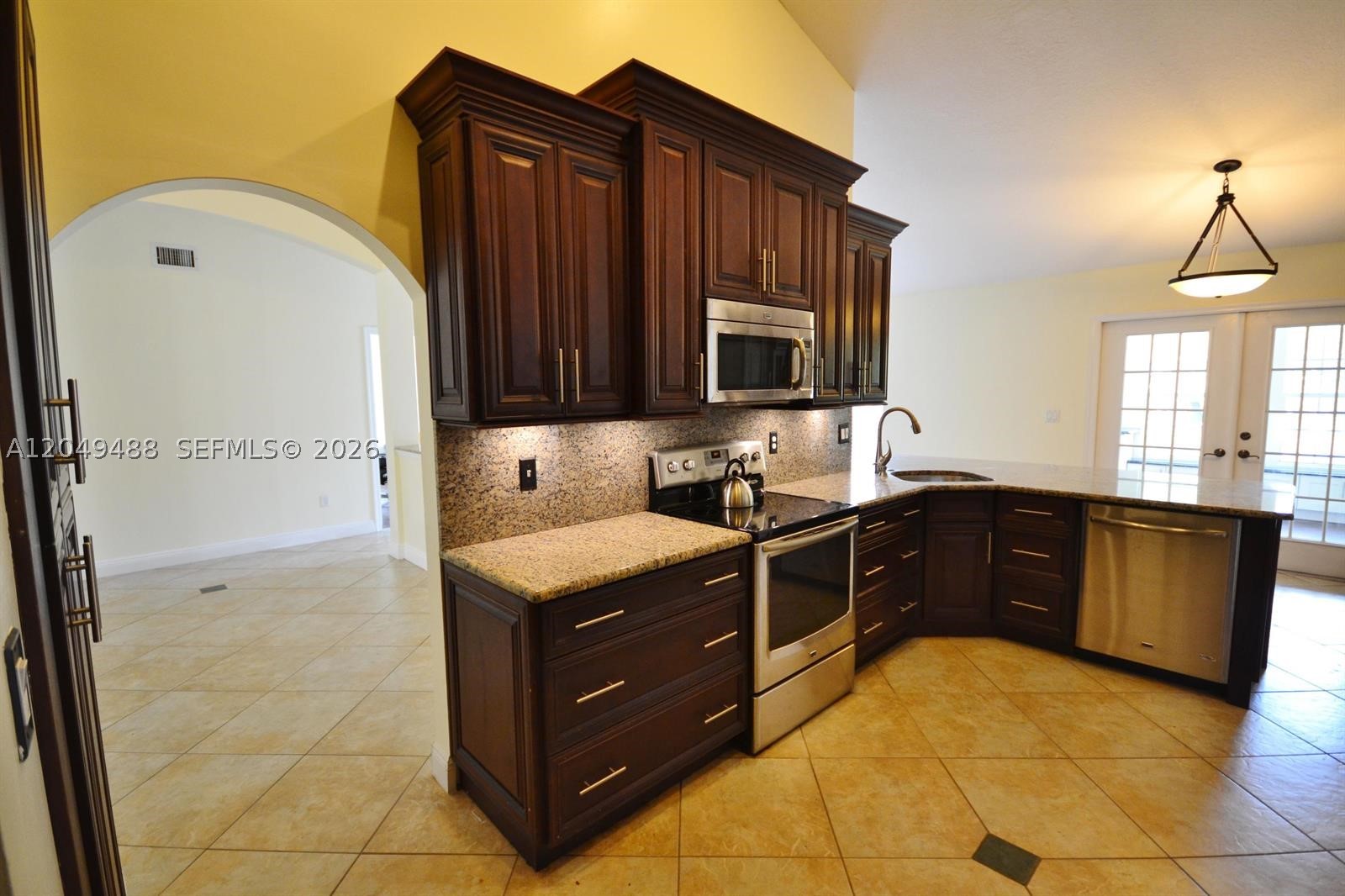 23-42-40~ S 243.6 FT OF N - Residential Lease