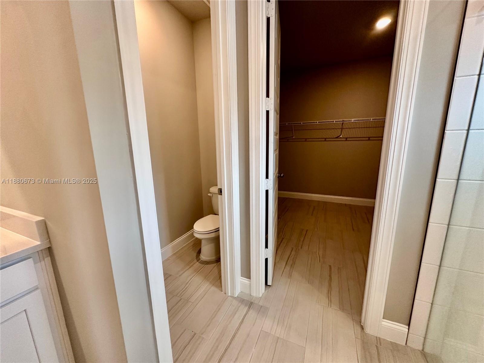 AZALEA - Residential Lease