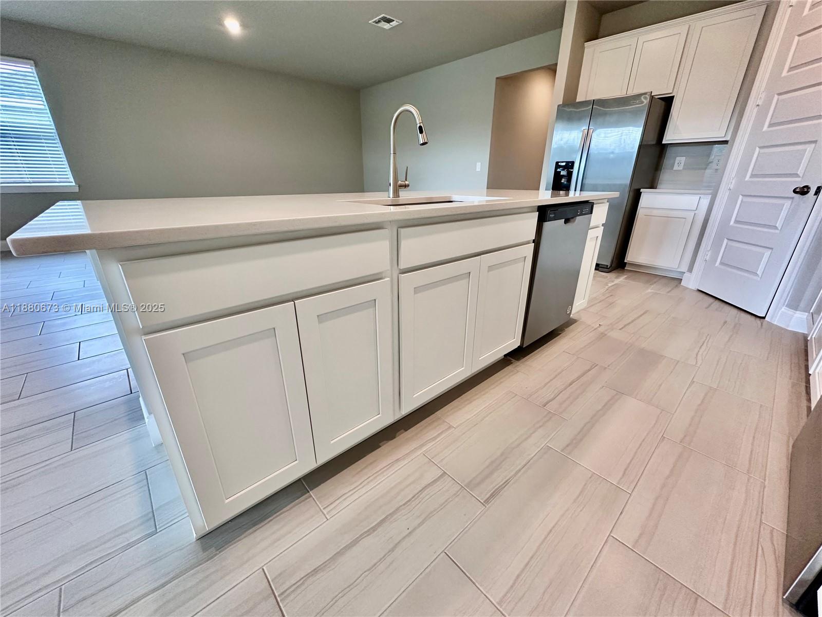 AZALEA - Residential Lease