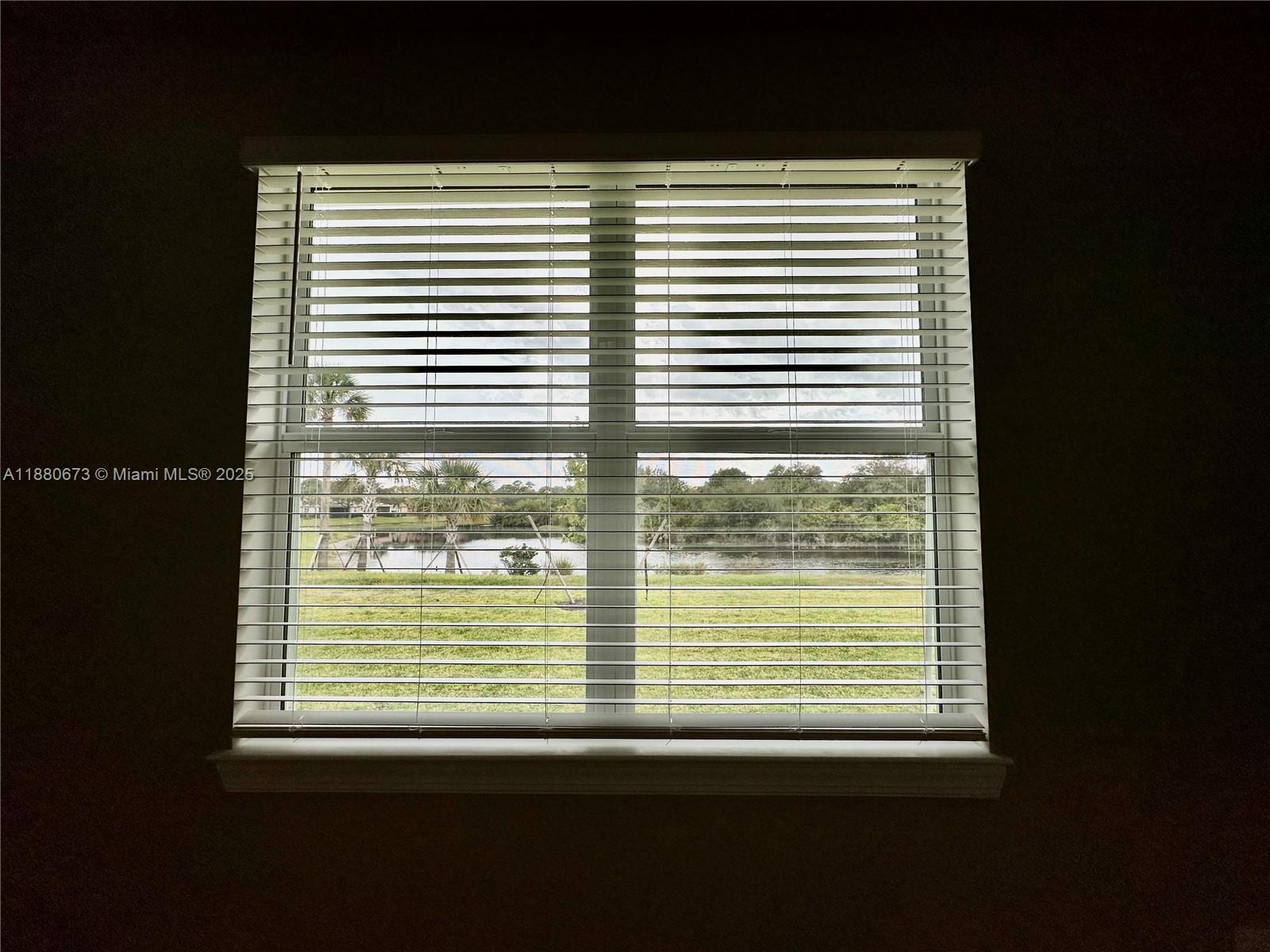 AZALEA - Residential Lease