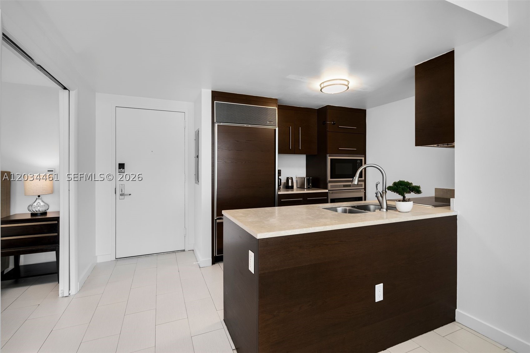 ICON BRICKELL CONDO NO 3 - Residential