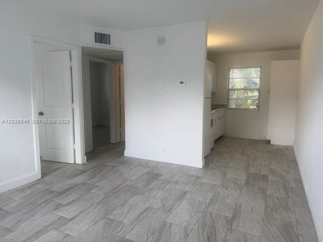 CLOWS - Residential Lease
