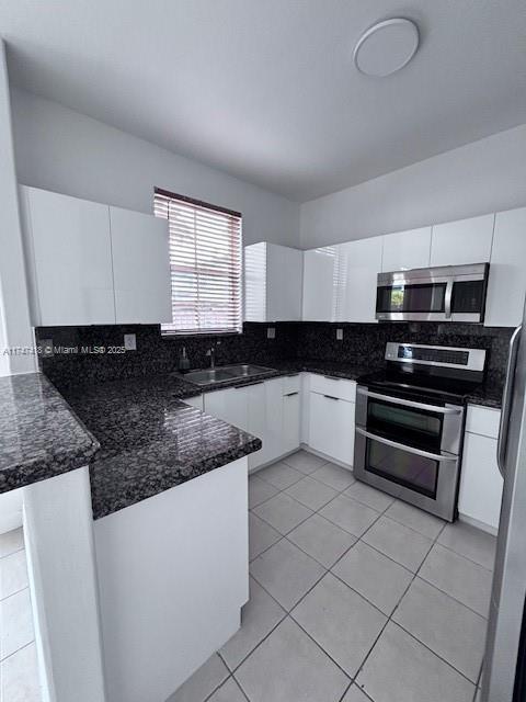 DORAL ISLES NORTH SEC TWO - Residential Lease