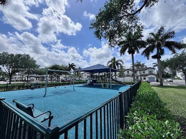 DORAL ISLES NORTH SEC TWO - Residential Lease